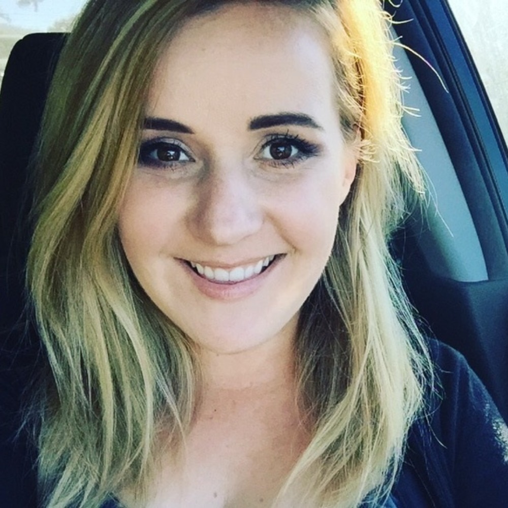 Meet your Posher, Oriana